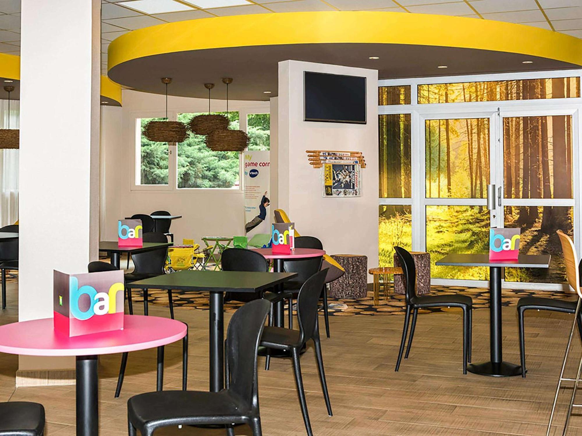 Готель Ibis Styles Dax Centre Екстер'єр фото