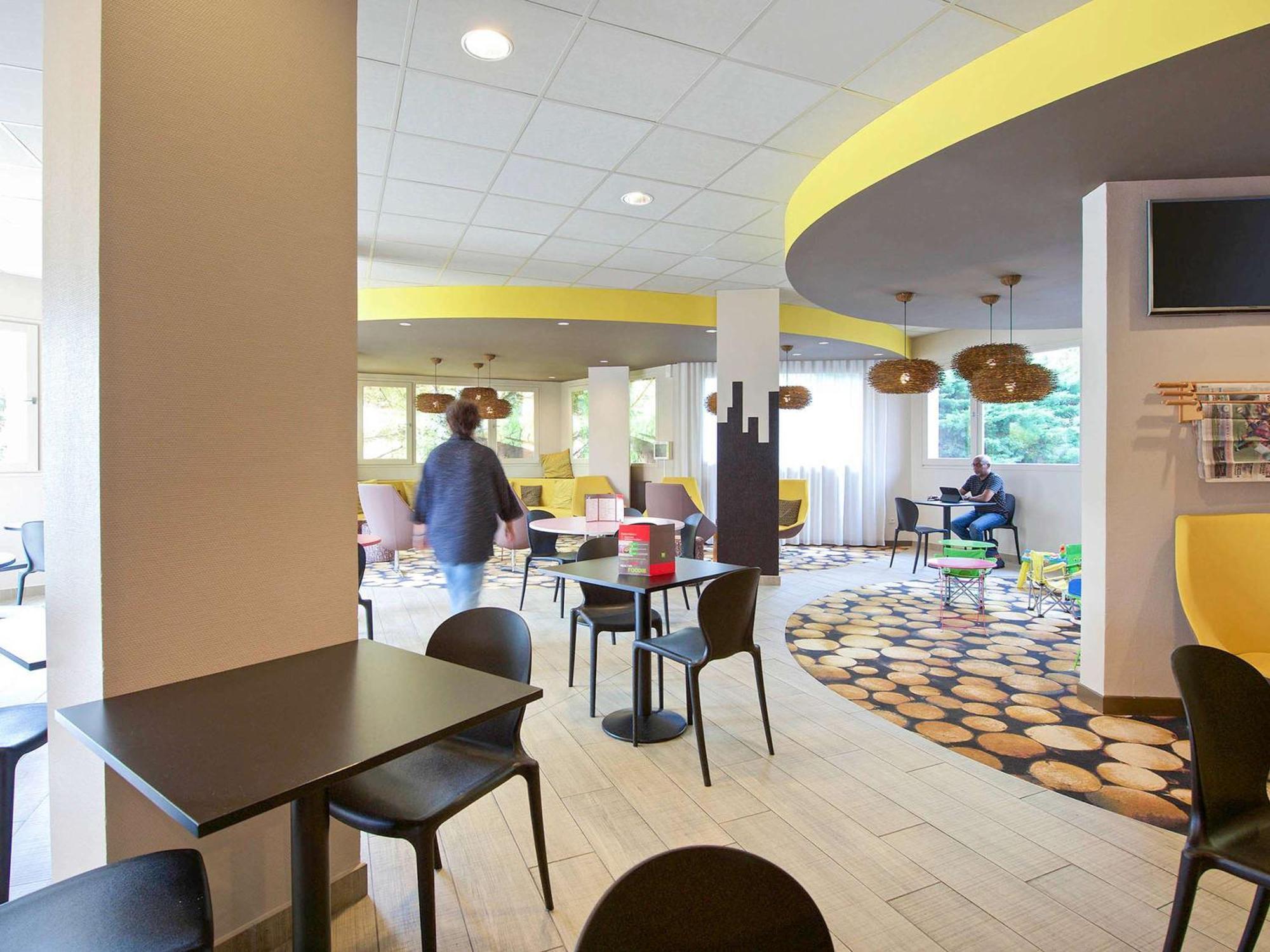 Готель Ibis Styles Dax Centre Екстер'єр фото