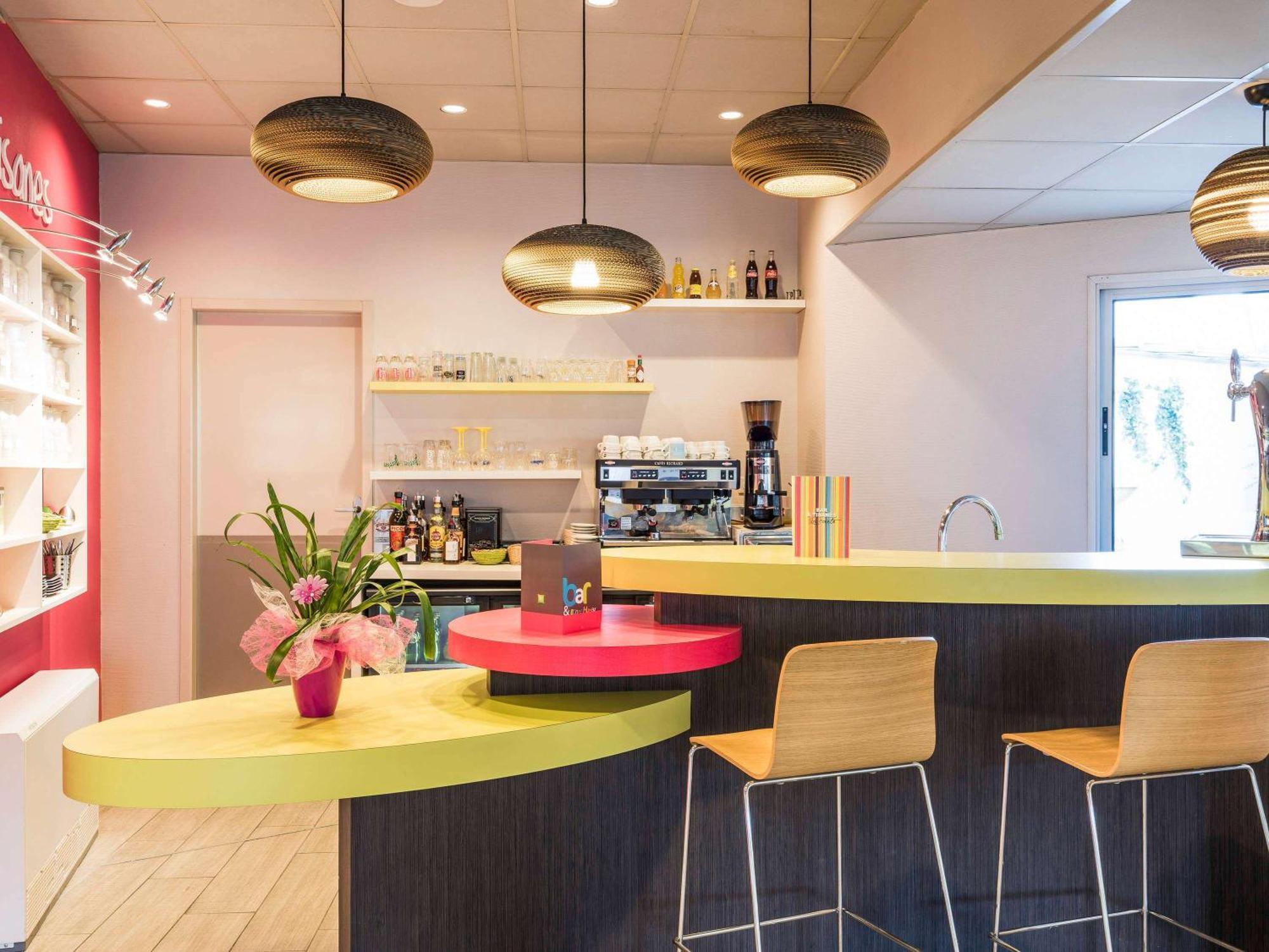 Готель Ibis Styles Dax Centre Екстер'єр фото