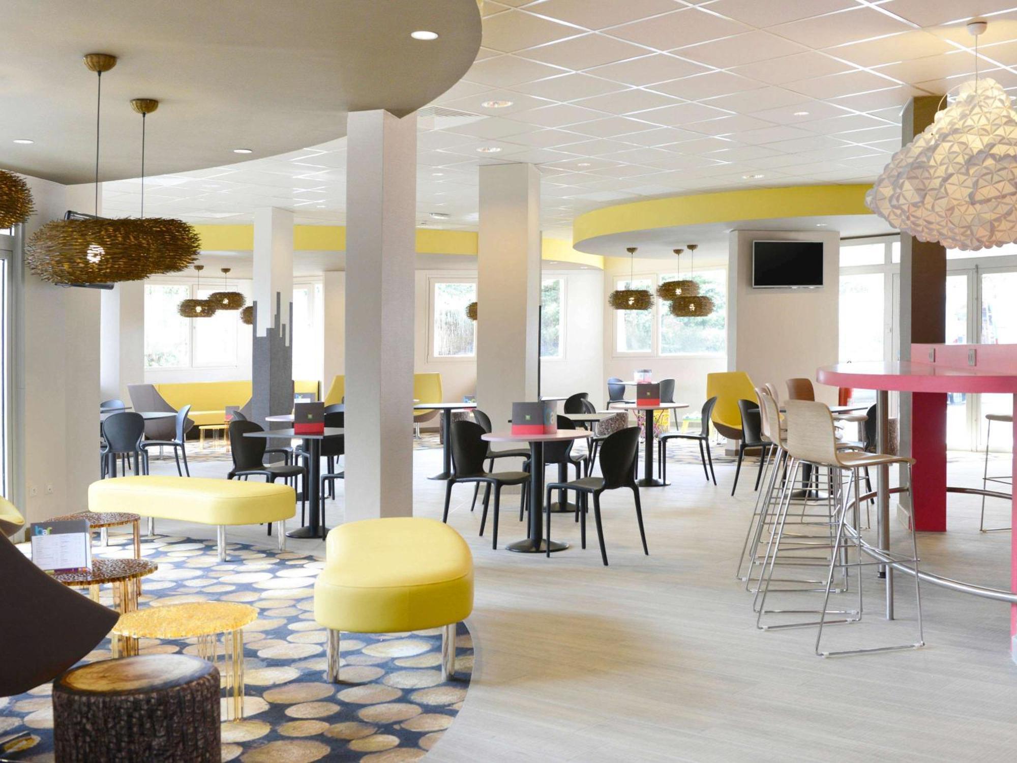 Готель Ibis Styles Dax Centre Екстер'єр фото