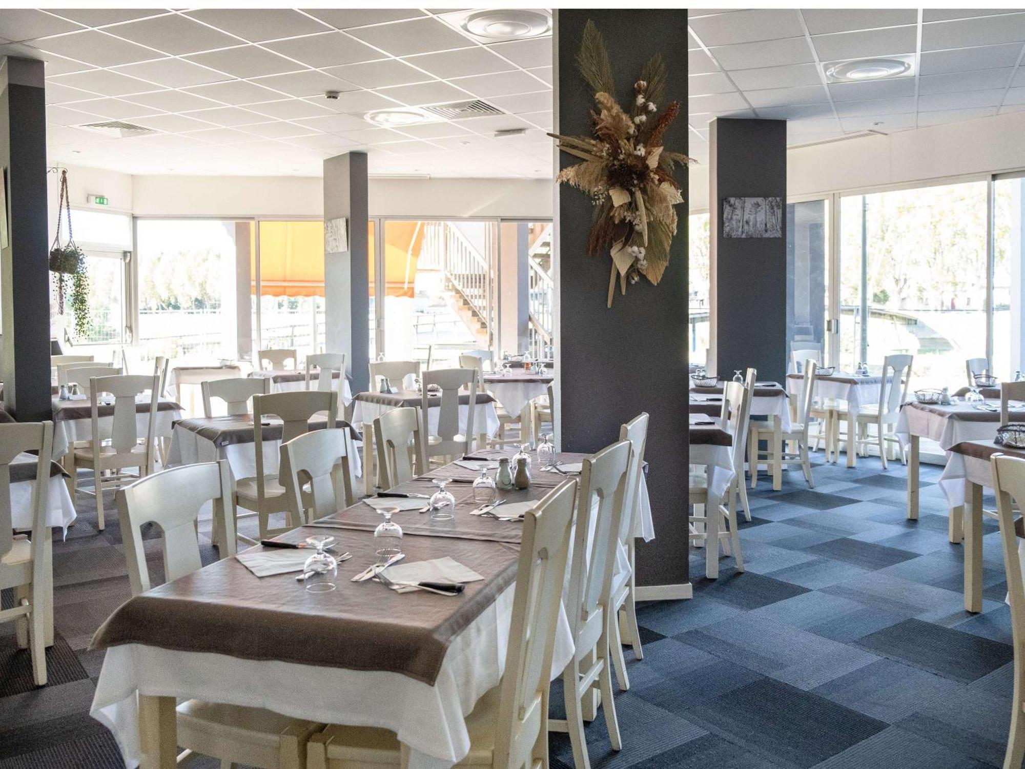 Готель Ibis Styles Dax Centre Екстер'єр фото