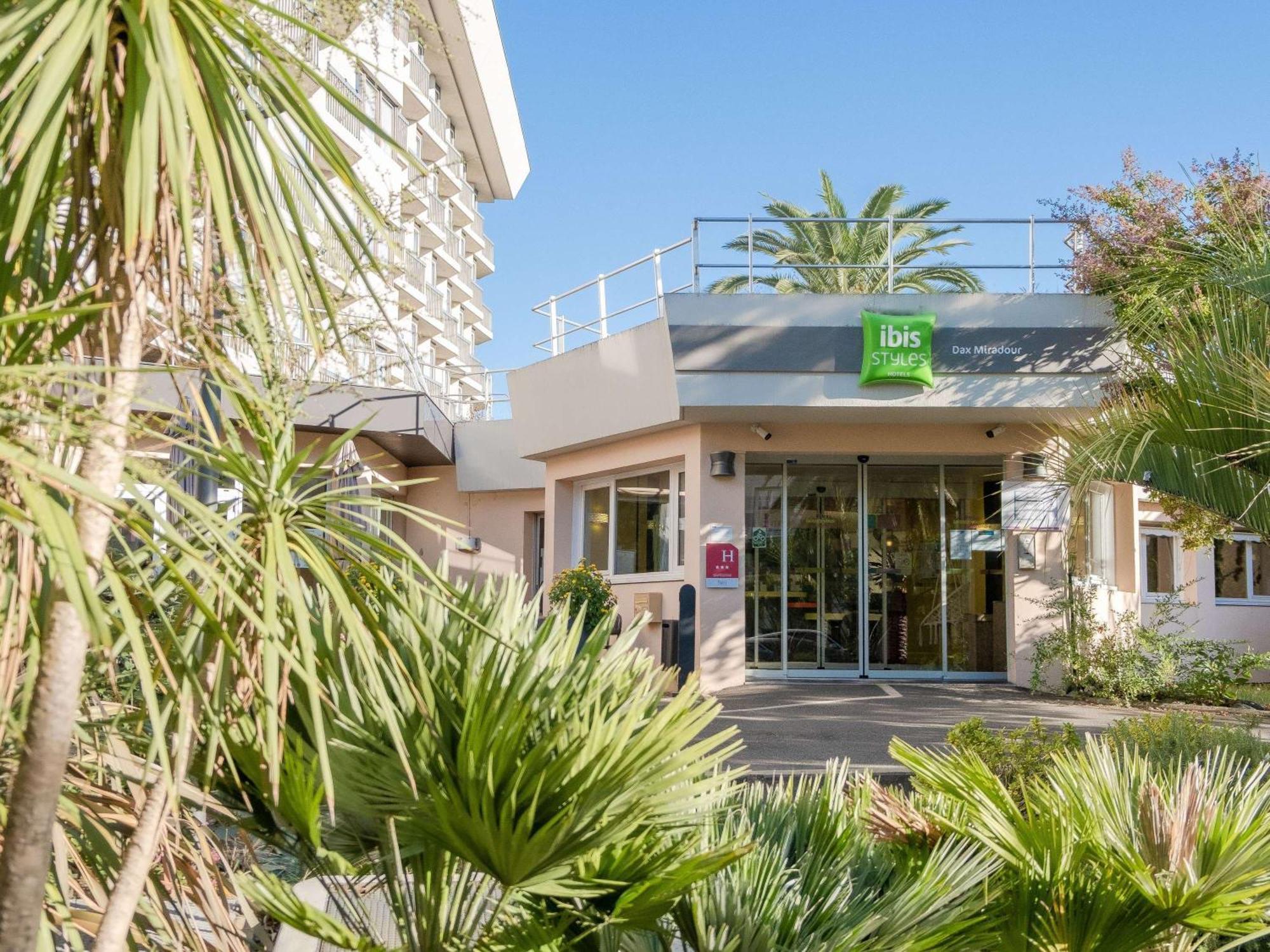 Готель Ibis Styles Dax Centre Екстер'єр фото