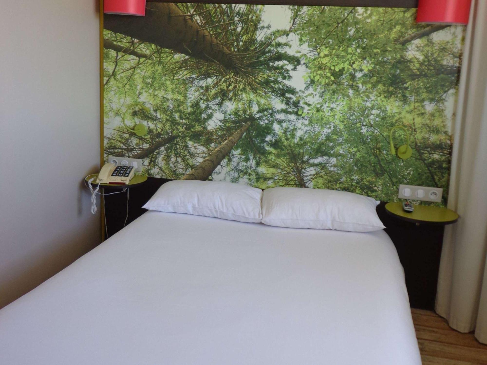 Готель Ibis Styles Dax Centre Екстер'єр фото
