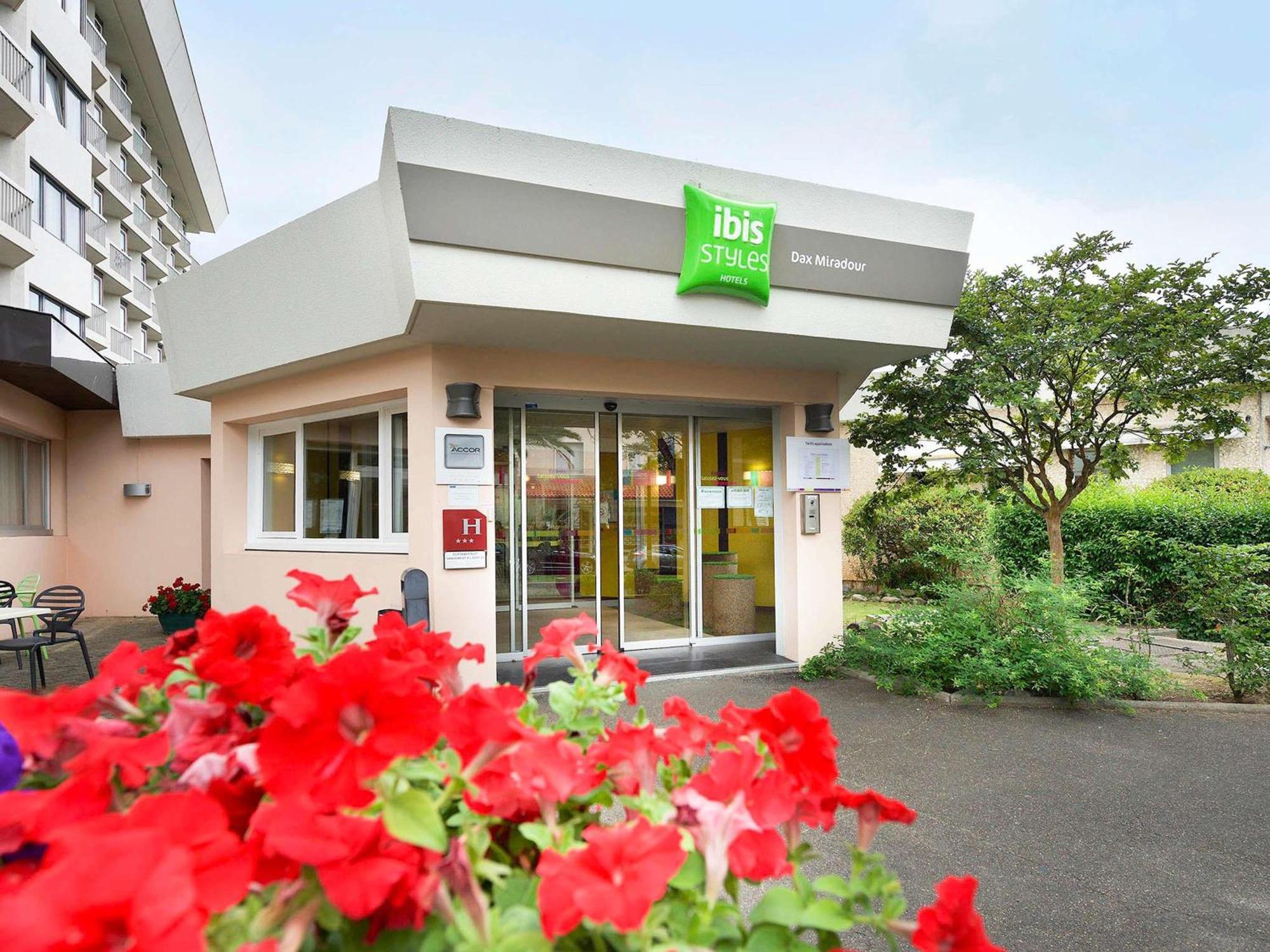 Готель Ibis Styles Dax Centre Екстер'єр фото